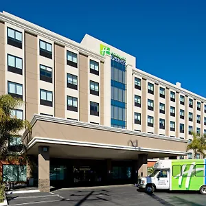 https://holiday-inn-express-los-angeles-airport.topanaheimhotels.com